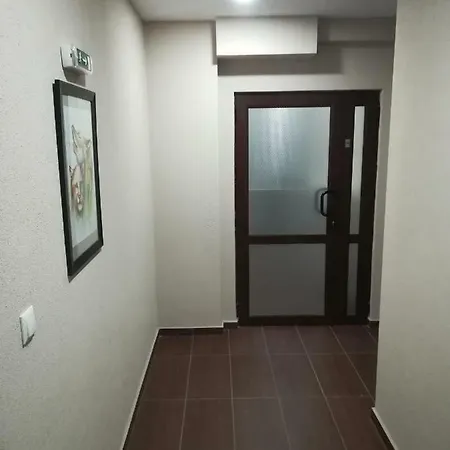 Sea Breeze Studio Апартаменты