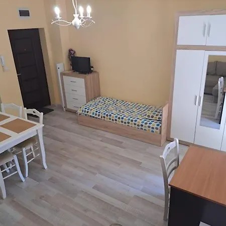 Apartment Sea Breeze Studio *
